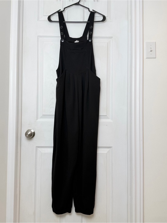HALARA Pants - HALARA Black Wide-Leg Button-Strap Jumpsuit